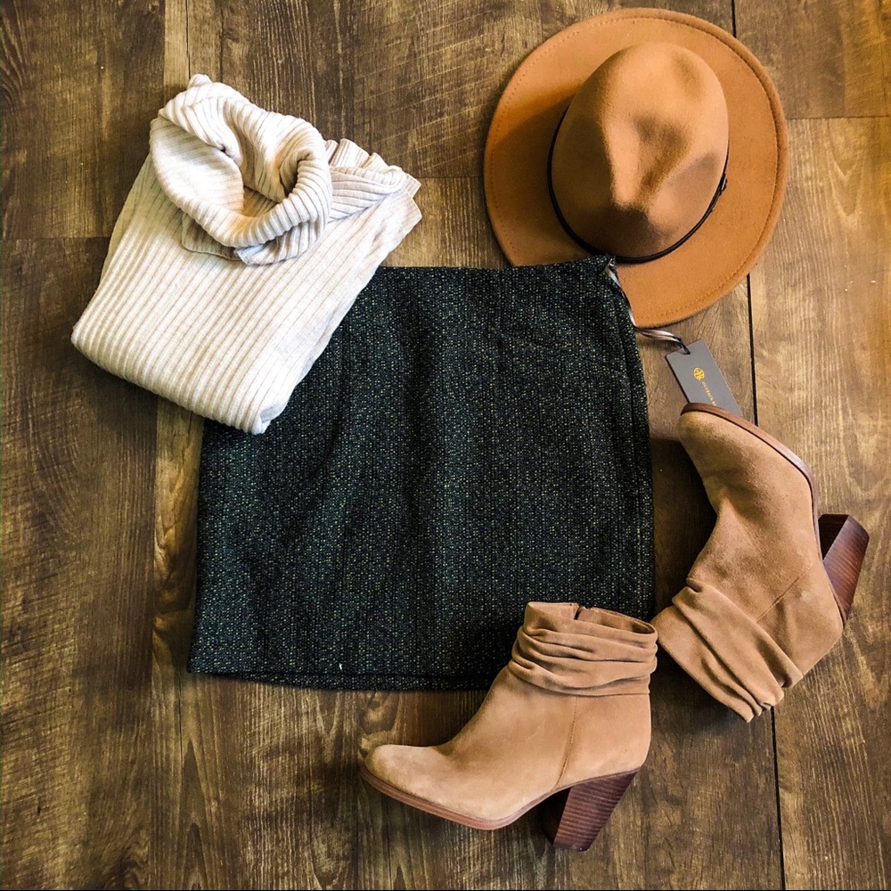 Outback Red | Wool Mini Skirt